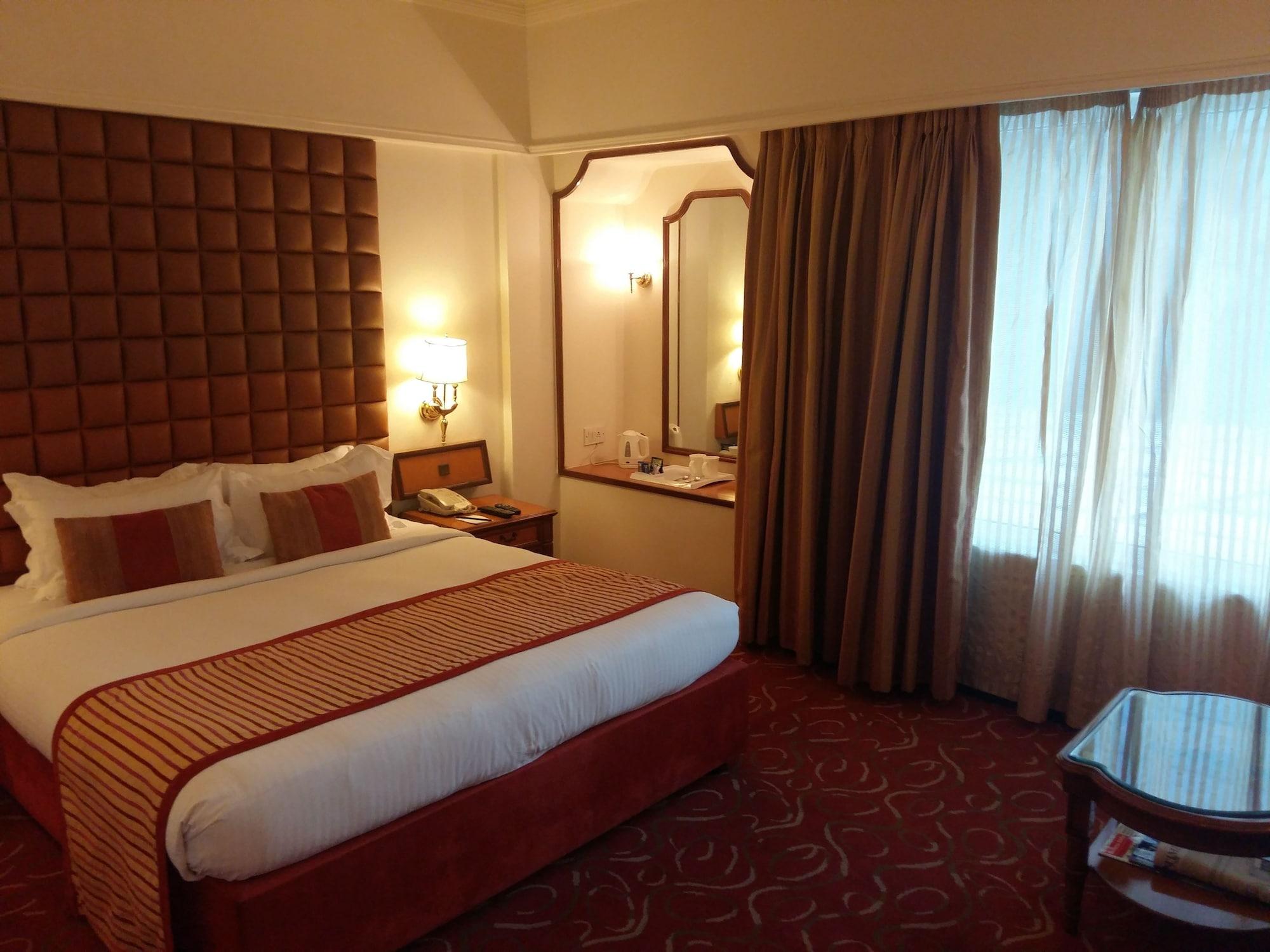 Pride Hotel Pune Exterior foto