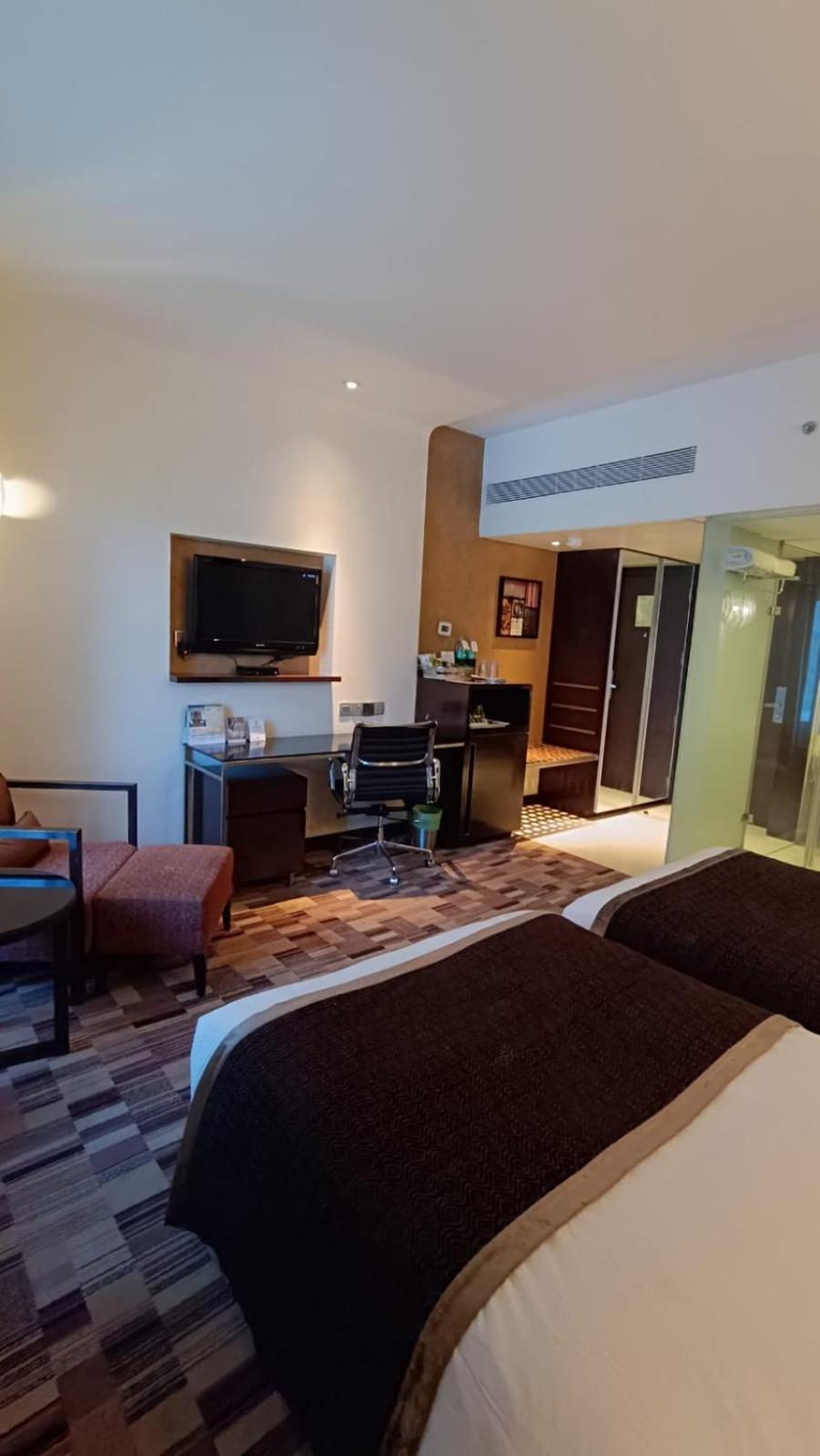 Pride Hotel Pune Exterior foto